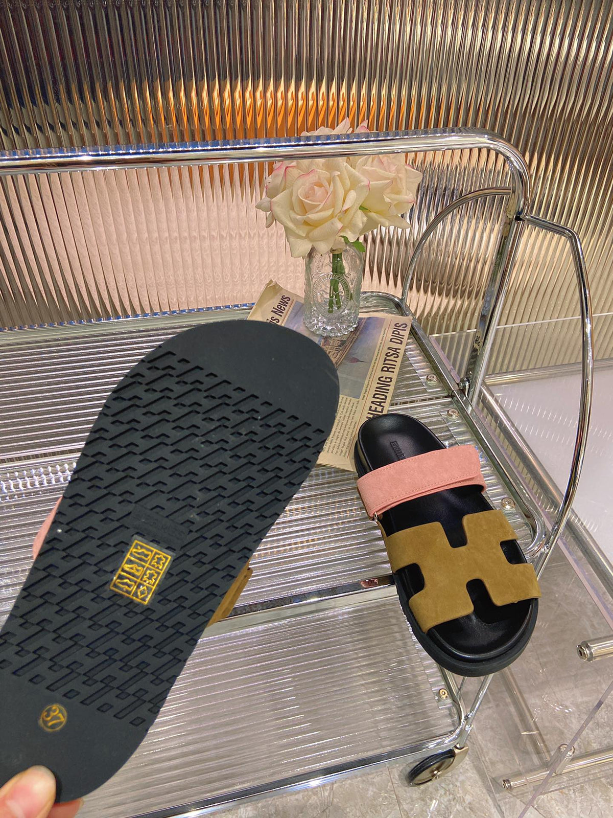 HERMES CHYPRE SANDAL ARMY MIX LIGHT PINK SUEDE
