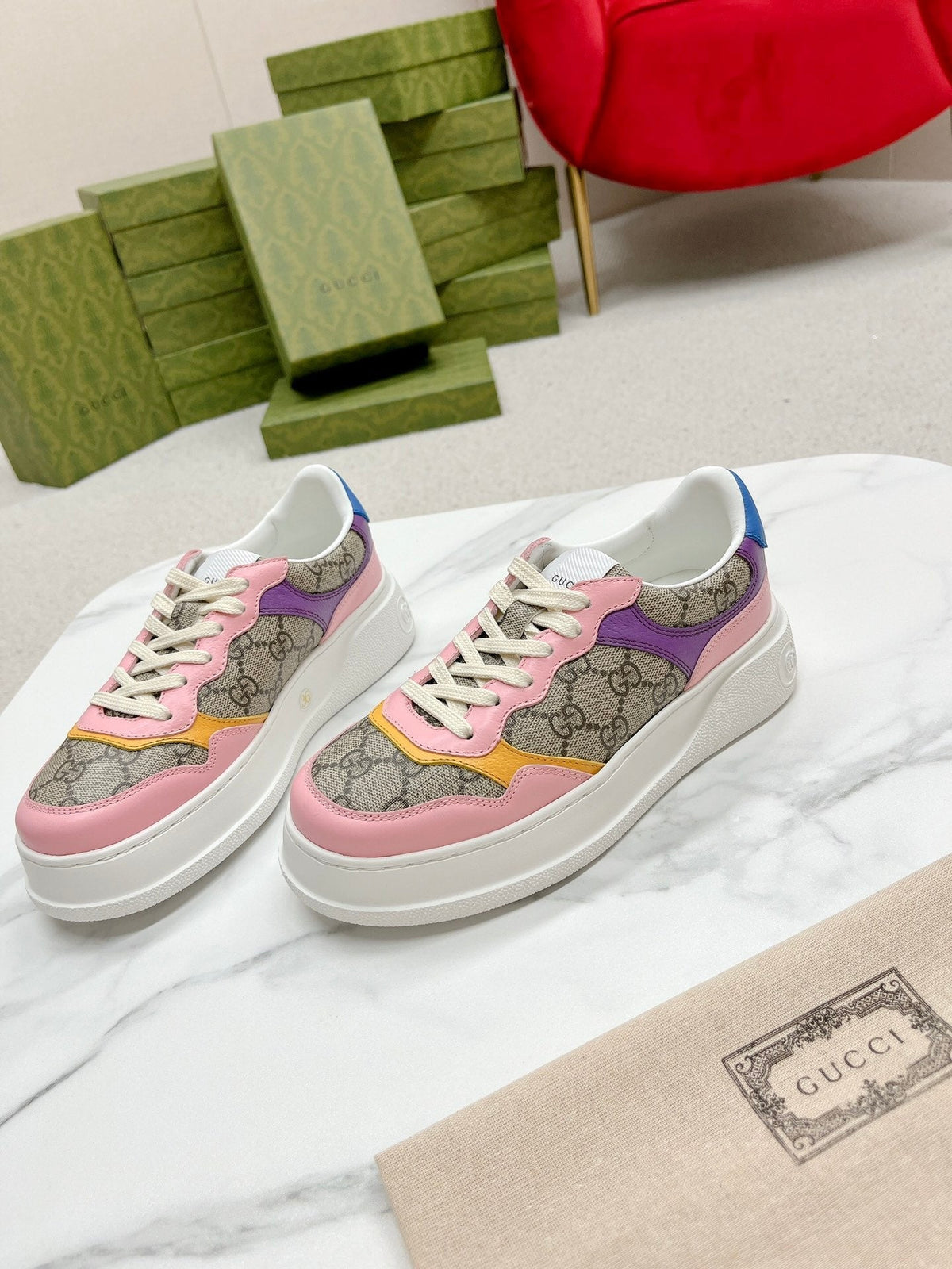 GUCCI TRAINER LIGHT BROWN AND PINK CALFSKIN