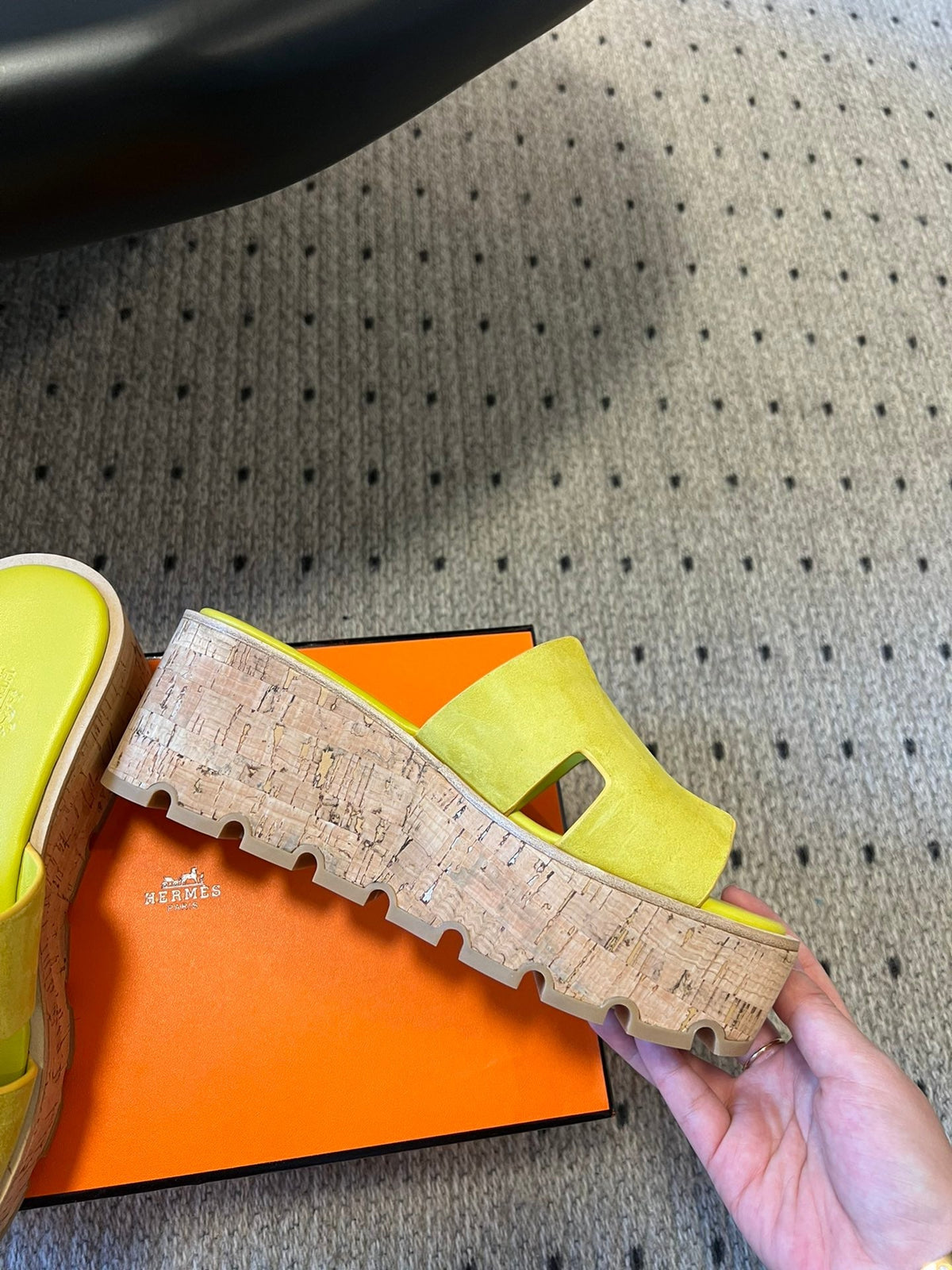 HERMES EZE SANDAL 85 MM IN NEON YELLOW CALFSKIN