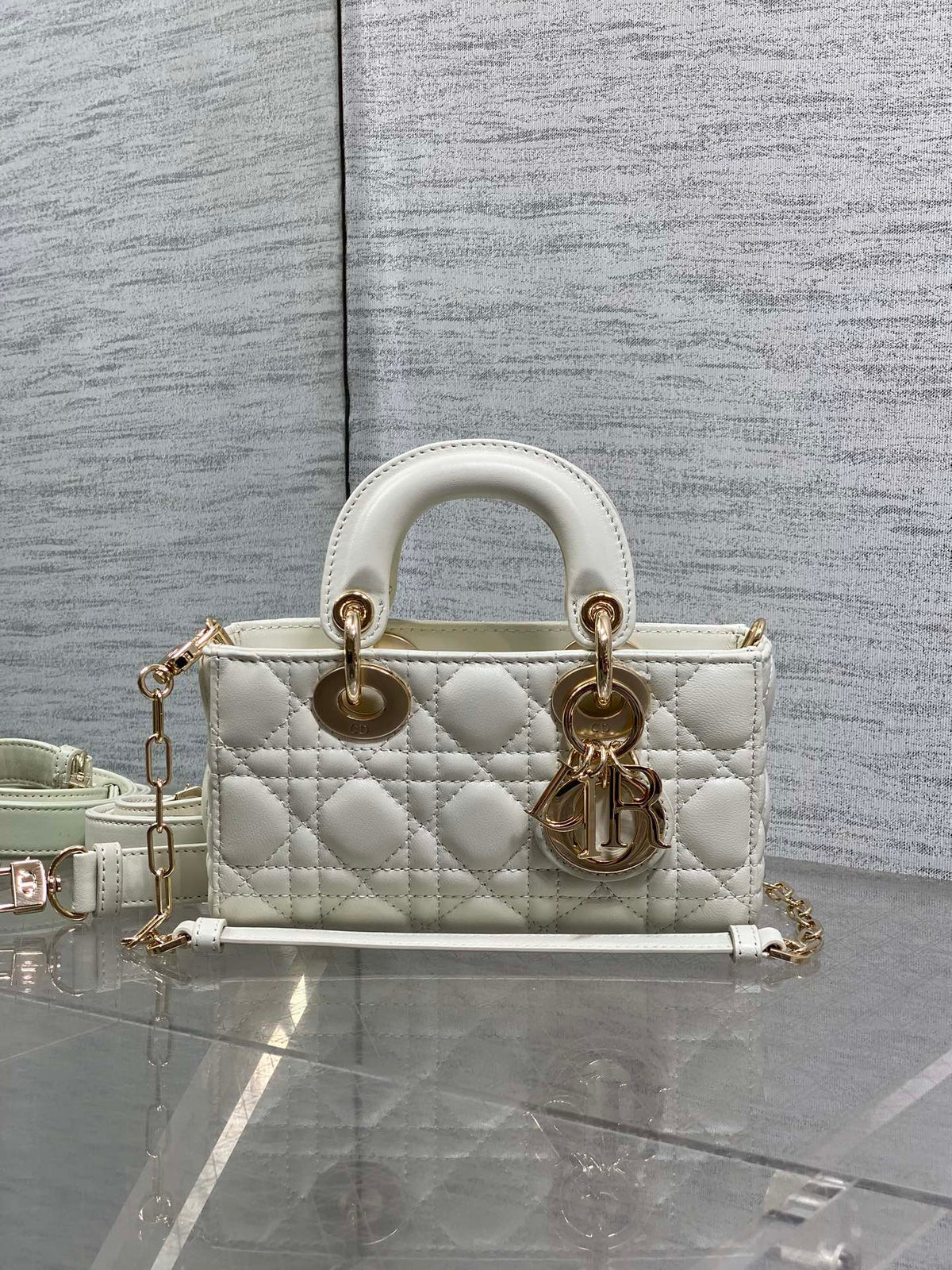 DIOR 25S MICRO LADY D-JOY 19 IN IVORY CALFSKIN GOLD HARDWRE
